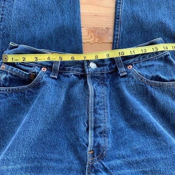 Vintage Levi’s High Rise Button-Fly Jeans - Picture 9 of 9